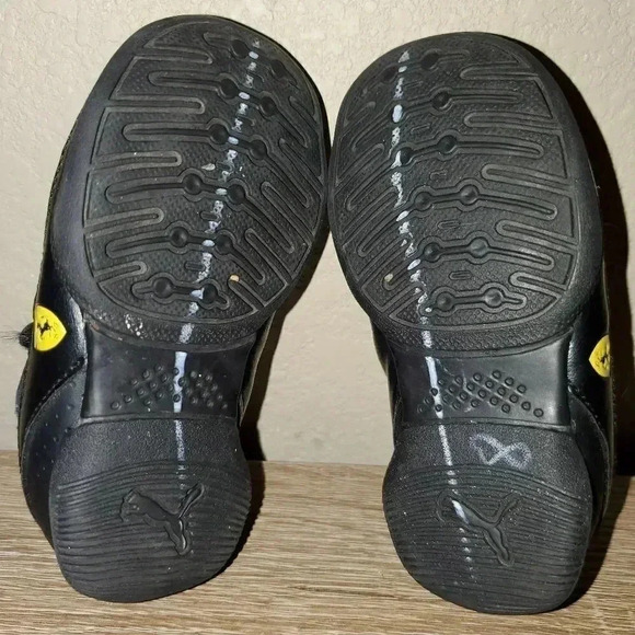 Puma x Ferrari Logo Sneakers Leather Shoes Baby Toddler Size 5 - Picture 4 of 6